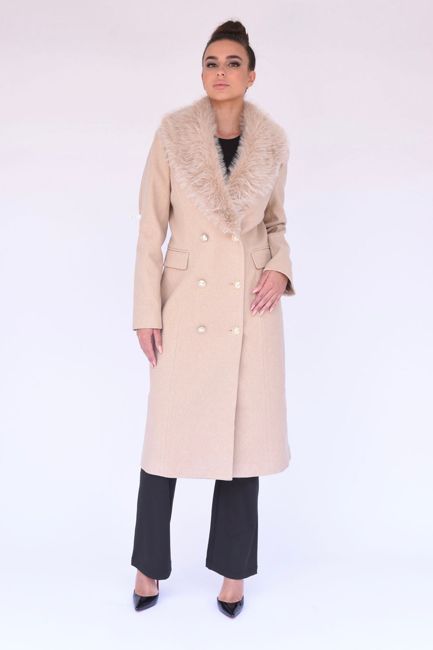 Maine Overcoat in Taupe